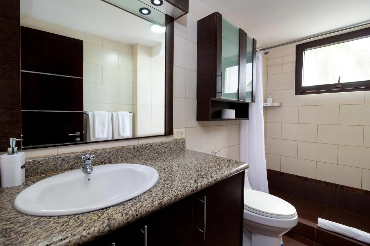 פורטו איורה Galapagos Apartments - Bay View House  פורטו איורה